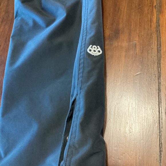 686 Women’s Smarty Cargo Pants - Picture 3 of 12